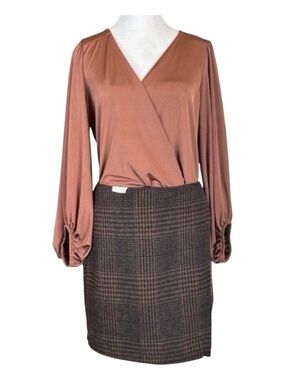TINSELTOWN Plaid Mock Wrap Skirt from Macy's in Chocolate and Black, Size L.